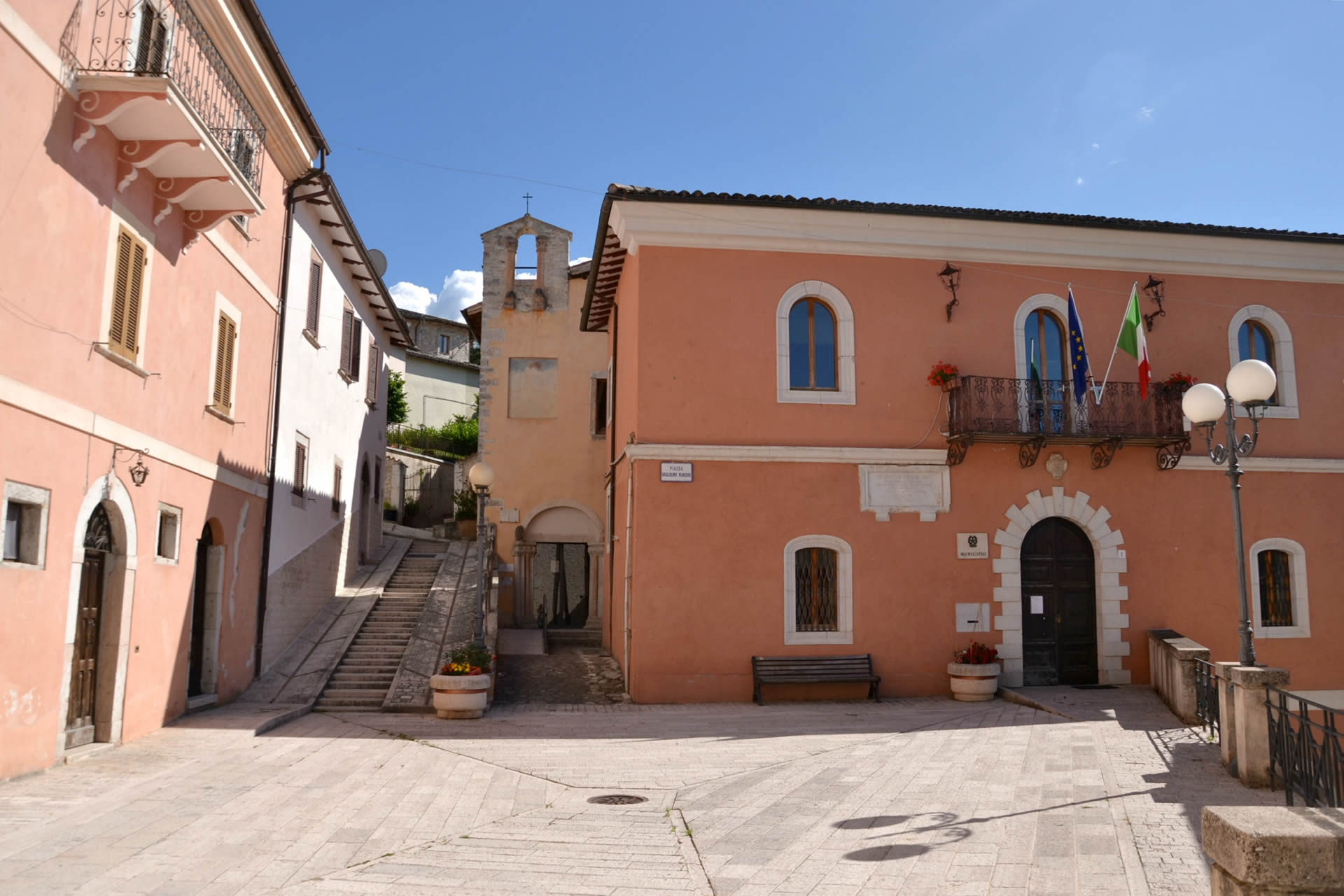 Titolo: L'ancienne école de chirurgie de Preci