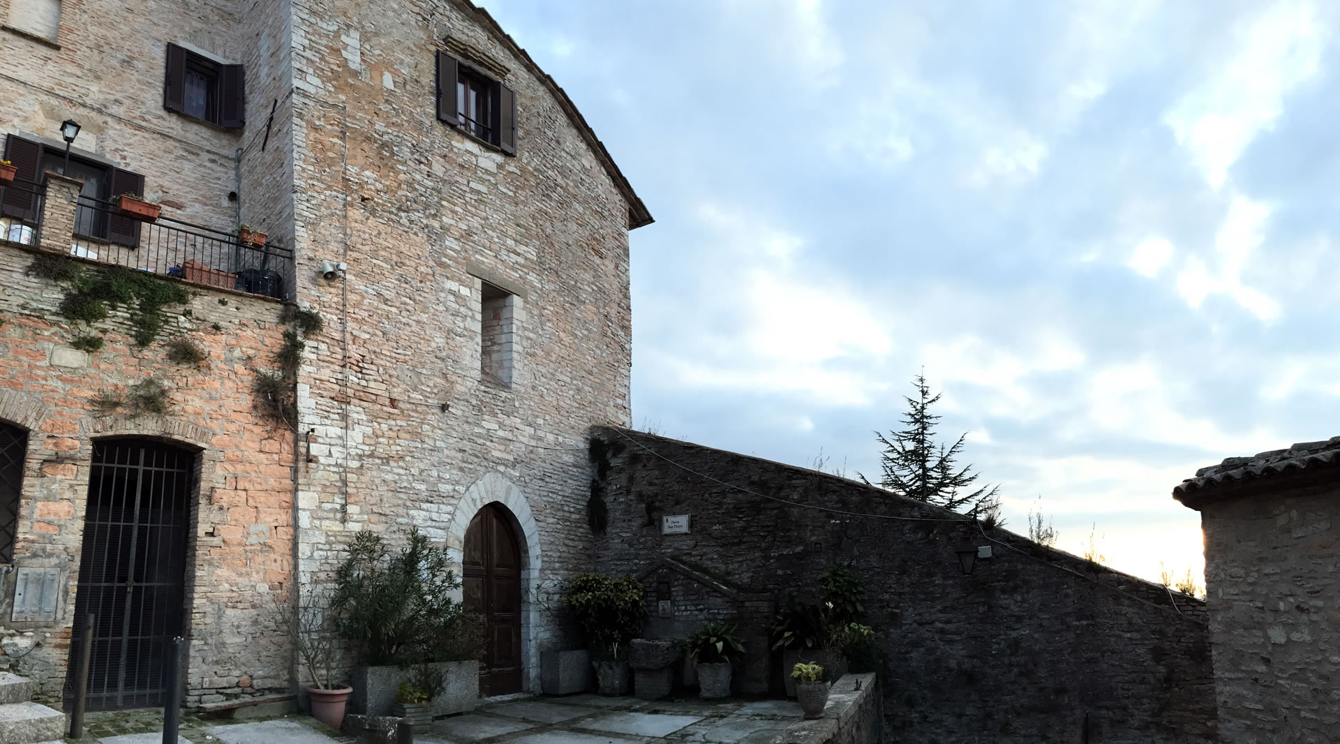 Church of San Pietro, Fossato di Vico
