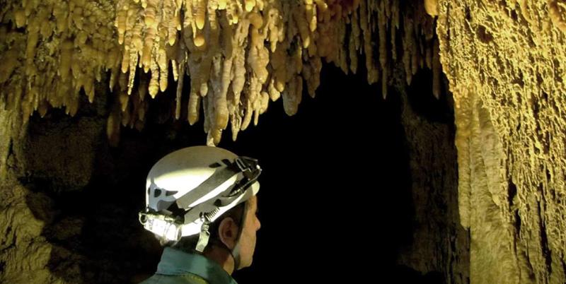Titolo: Speleology at the Marmore Falls