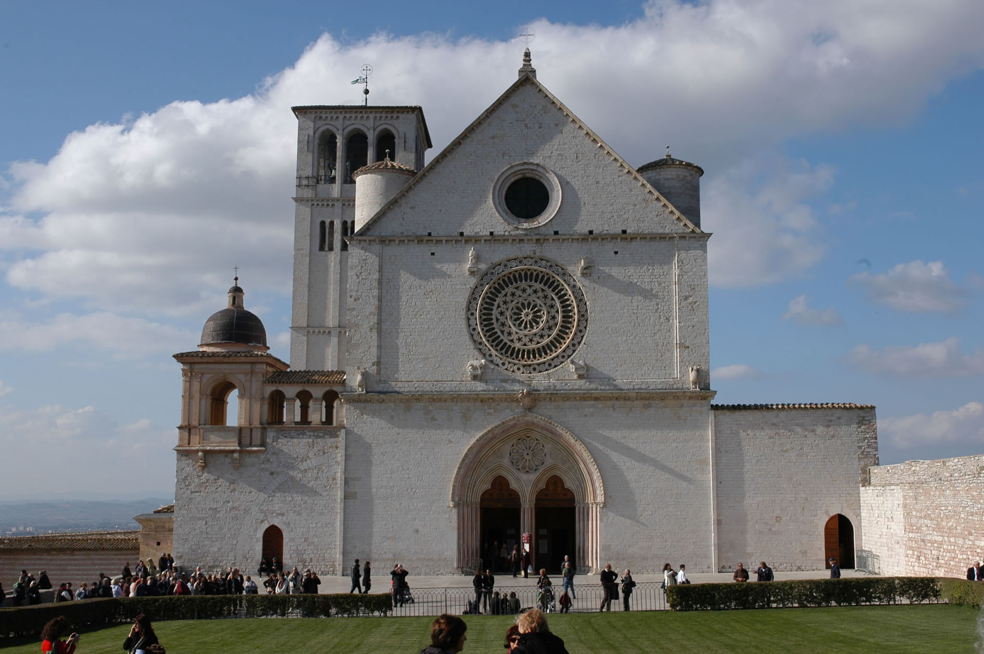 Titolo: Via di Roma: from La Verna to Rome in the footsteps of St Francis of Assisi