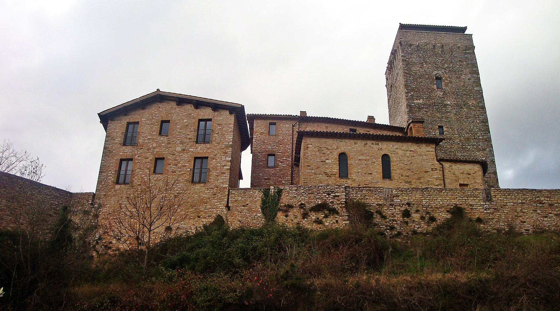 In moto alla scoperta del Monte Subasio