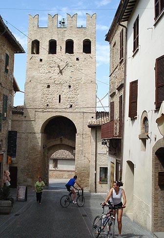 Montefalco and the Sagrantino wine road